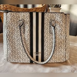 GUESS Large Tote